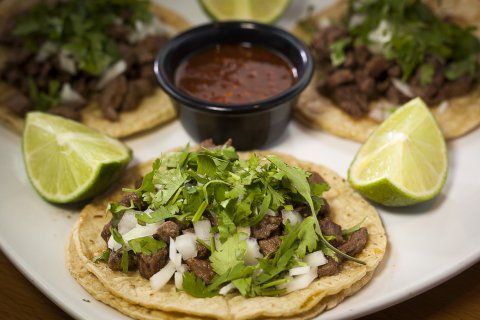 Tacos de Bistec